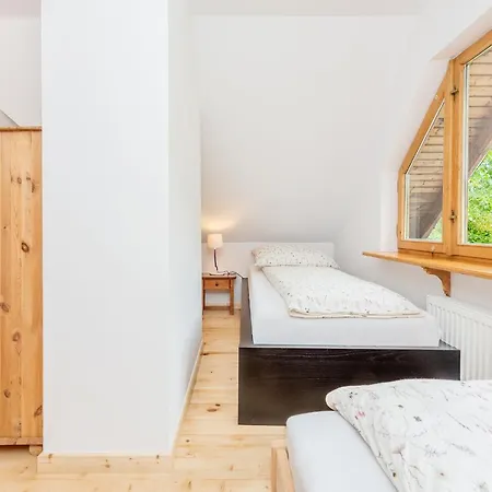 Pod 7 Lipami Chalet Jaworzna